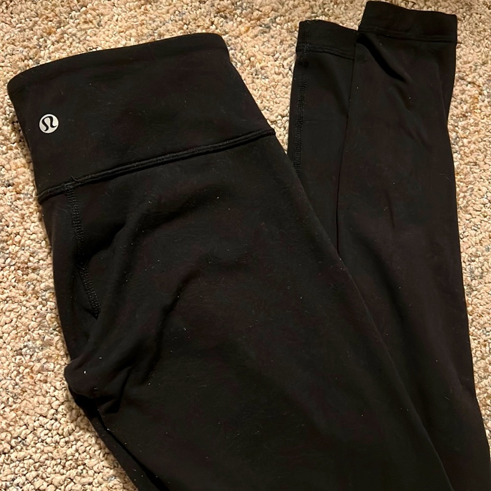 Black Lululemon wonder under tights full length